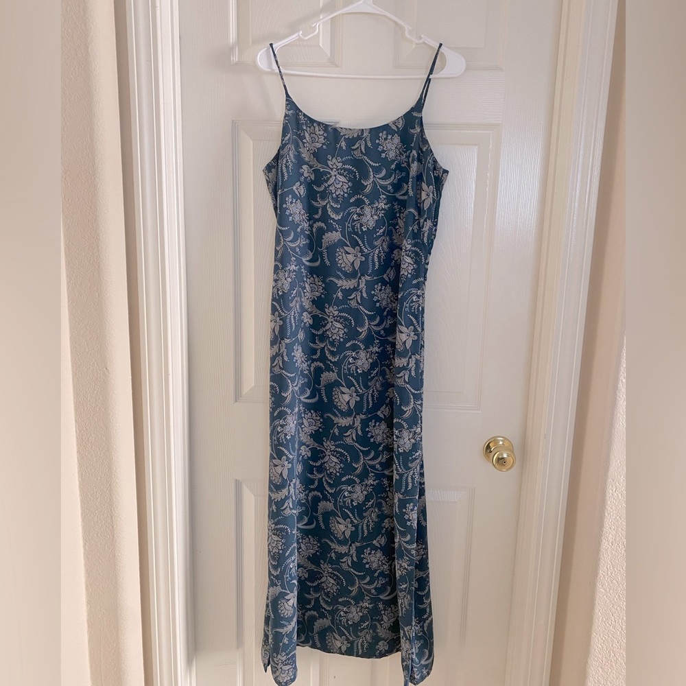 Old Navy Maxi dress